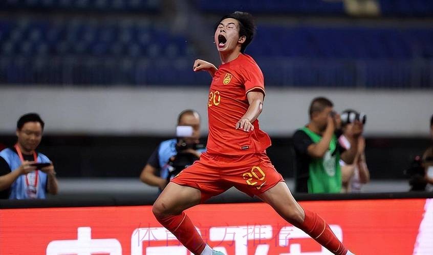 陶强龙补时绝杀 U19国青1-0柬埔寨获开门红 陶强龙补时绝杀 U19国青1-0柬埔寨获开门红